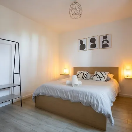 Centre - Parking - Place Du Peyrou - Tram A 2 Min דירה